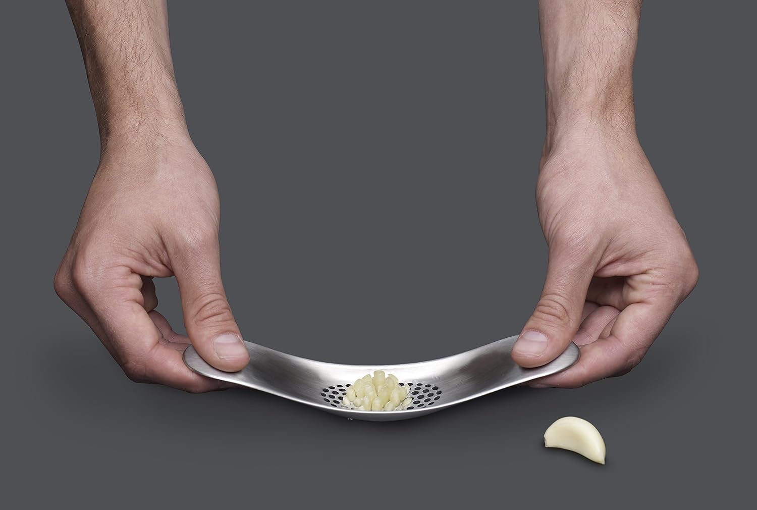 Joseph Joseph Rocker Garlic Crusher